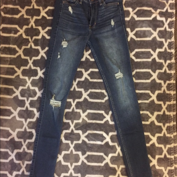 Hollister and American Eagle jeans - Picture 4 of 5